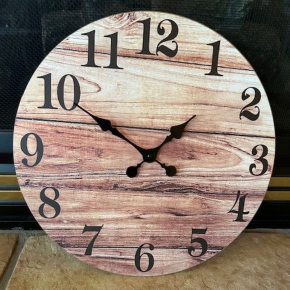 Brown Farmhouse Battery Operated Wall Clock, 16" NWOB - Picture 1 of 4
